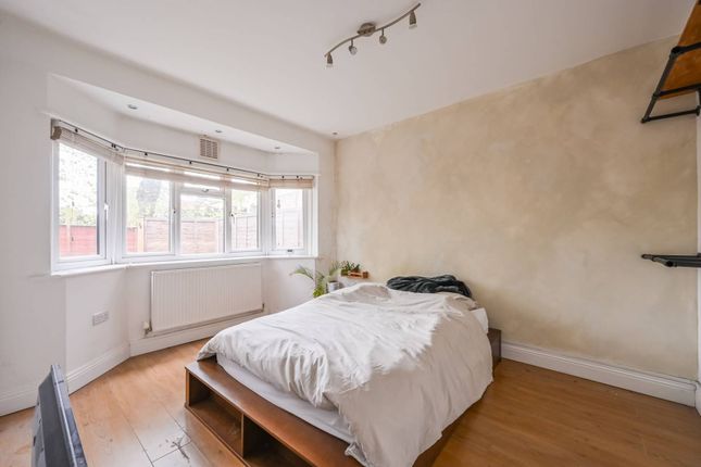 Thumbnail Flat to rent in Briaris Close N17, Tottenham, London,