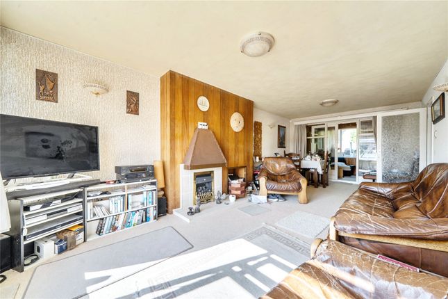 12, Valley View, Chesham photo 4