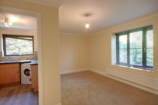 3, Maple Leaf Close, Biggin Hill photo 2