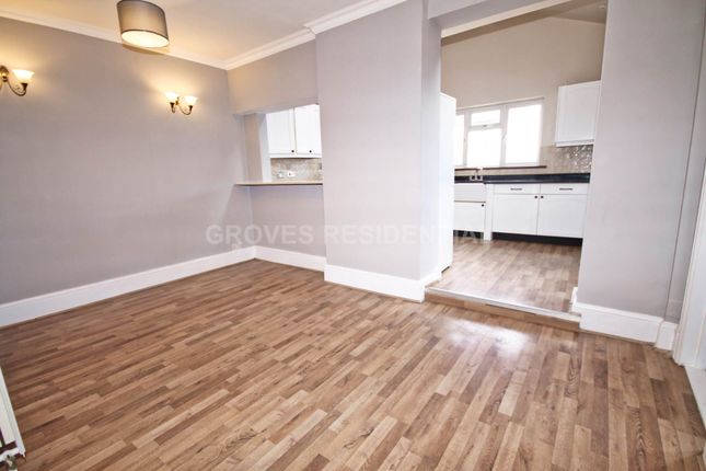 43, Lime Grove, New Malden photo 4
