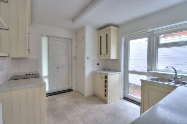 171, Chadderton Drive, Tyne and Wear photo 2
