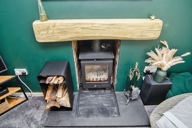 72, Baker Street, Burntwood photo 4