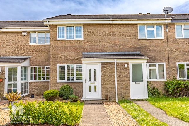 Thumbnail Terraced house for sale in Calmore Close, Throop