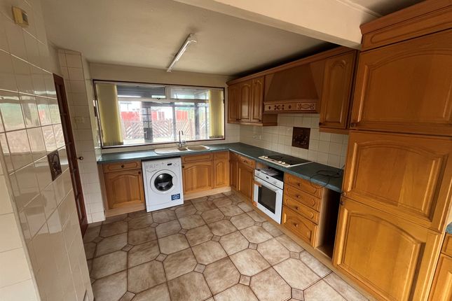 11, Aire Place, Winsford photo 5