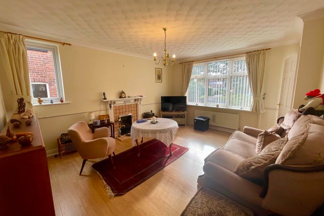 48 Elworth Road, Sandbach photo 3