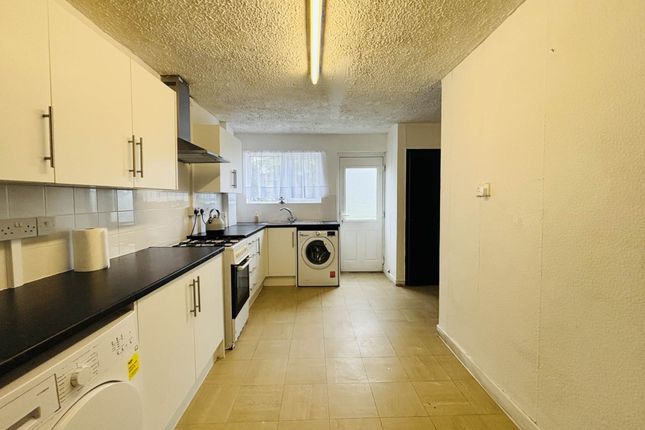 56, Lingtree Road, Liverpool photo 3