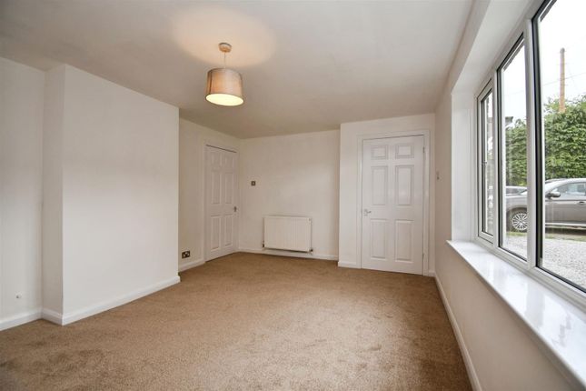 78, Plantation Drive, North Ferriby photo 2