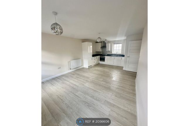 Flat to rent in Middleton House, Nuneaton