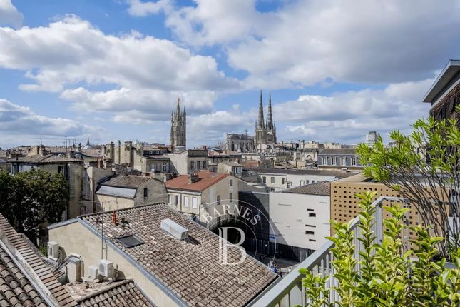 Duplex for sale in Bordeaux, 33000, France