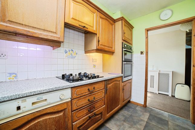 29, Metro Avenue, Alfreton photo 3