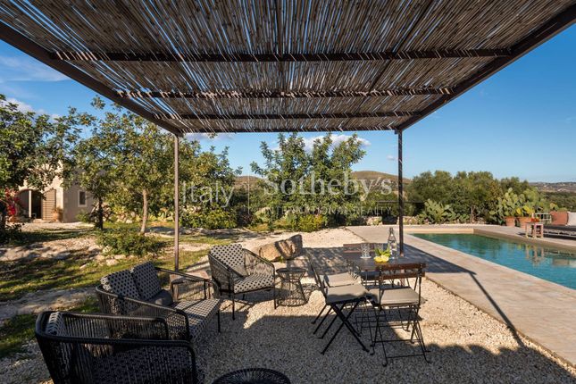 Country house for sale in C.Da Pantanello, Noto, Sicilia