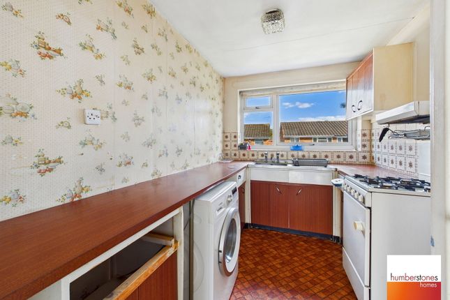 23, Westcombe Grove, Bartley Green photo 3