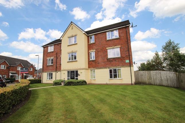 Thumbnail Flat for sale in Windsor Gardens, Bolton