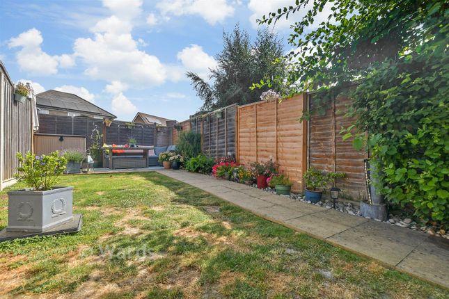 2-bed terraced on 6, Colemans Close, Ashford, £270,000