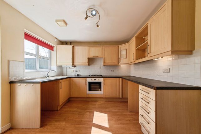 38, Juniper Way, Sleaford photo 3