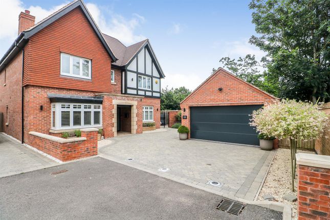 Thumbnail Detached house for sale in Manor Drive, Sutton Coldfield
