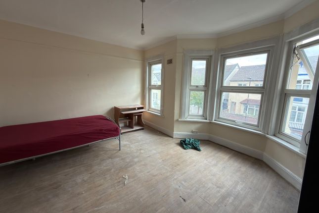 44, Oswald Road, Ealing photo 5