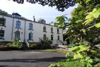 2-bed flat on Flat 4, 429, Meanwood Road, West Yorkshire, £950/mo