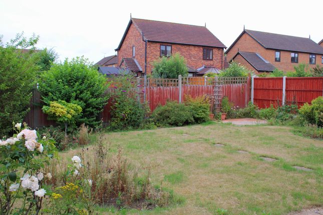 18 Woodland View, Barnetby photo 3