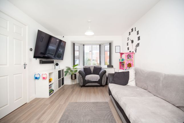 25, Chetwynd Drive, Atherstone photo 4