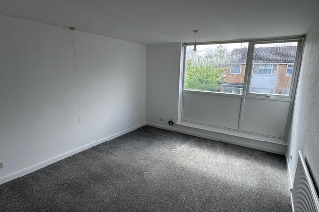 38, Campion Walk, Leicester photo 4