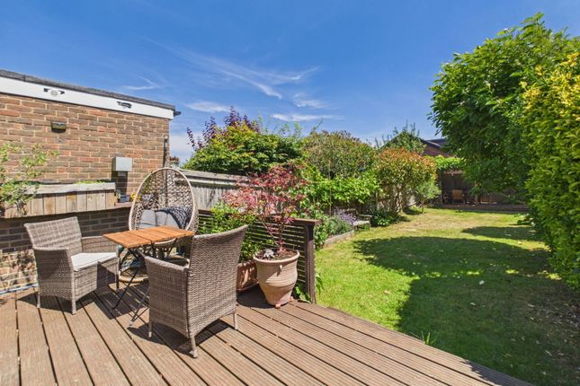 110, Haynes Road, Worthing photo 2