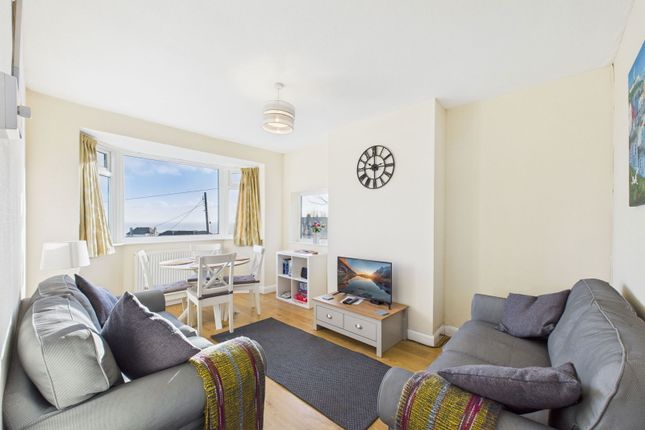 5, Carlton Close, Paignton photo 3