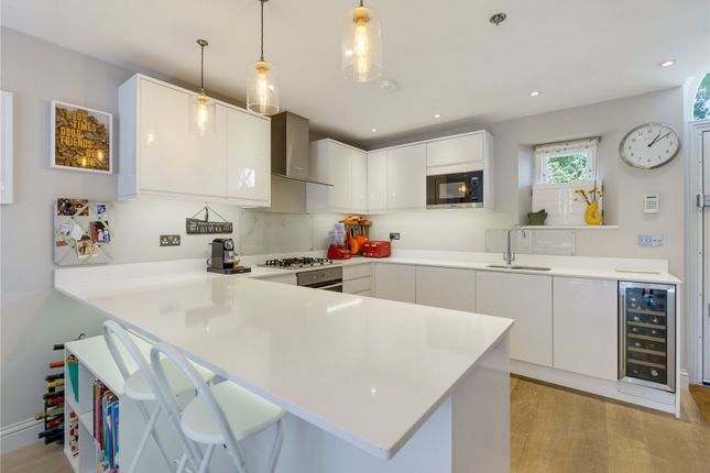 5A, Cedars Mews, London photo 4