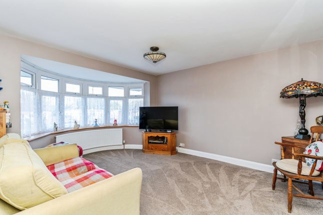 67, Ashdene Road, Hampshire photo 4
