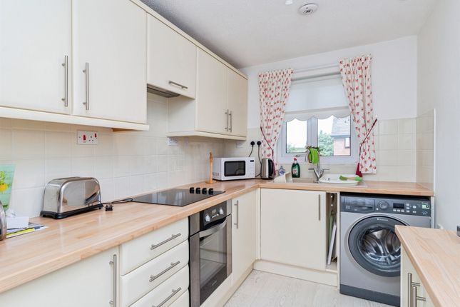 Flat 32, Winchester Court, Wildwood Ringway, Stafford photo 3