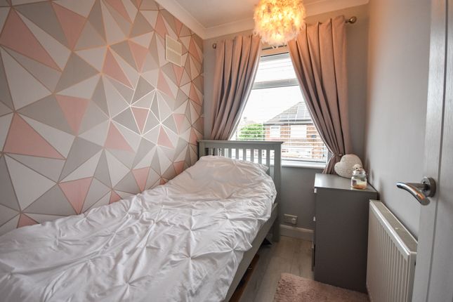 Semi-detached house for sale in Elstree Drive, Nottingham