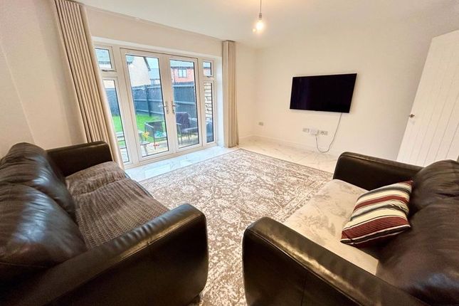 23, Decima Gardens, Houghton Regis photo 2