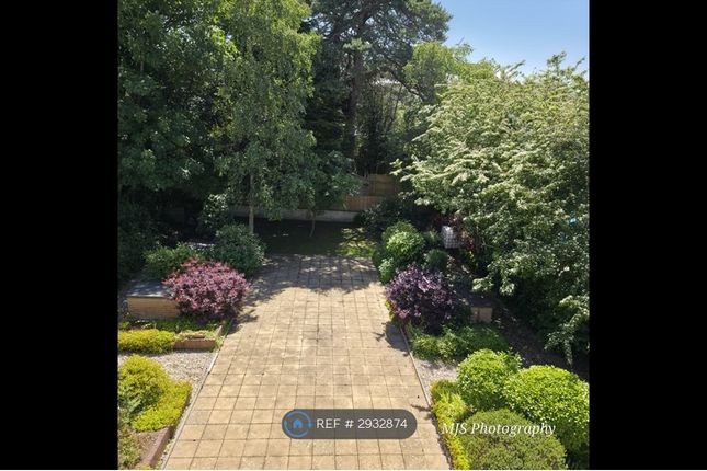 Foxwood, Penn Hill Avenue, Poole photo 4