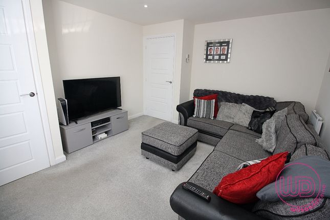 17 Elder Grove, Newcastle upon Tyne photo 3