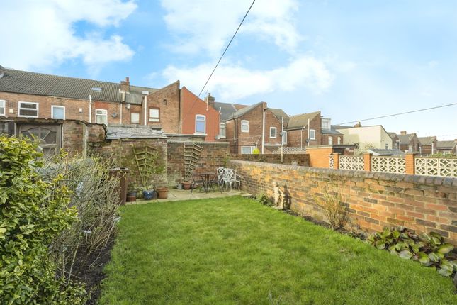 90, Avenue Road, Rotherham photo 3
