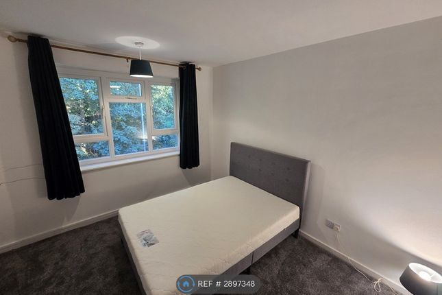 West Park Close, Leeds photo 5
