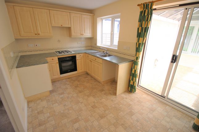 14, Cloughfield, Penwortham photo 4