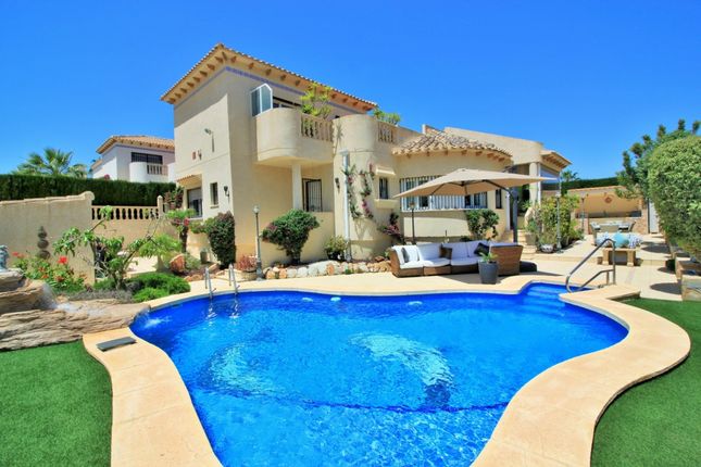 Thumbnail Villa for sale in Av. Ramblas De Oleza, 37, 03189 Dehesa De Campoamor, Alicante, Spain