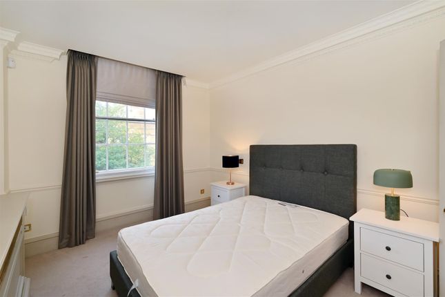 Flat for sale in Eaton Square, London