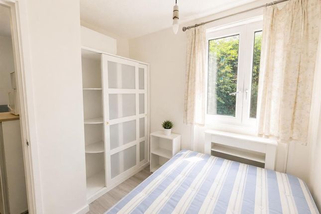 1-bed house on 13 Hodister Close, London, £1,150/mo