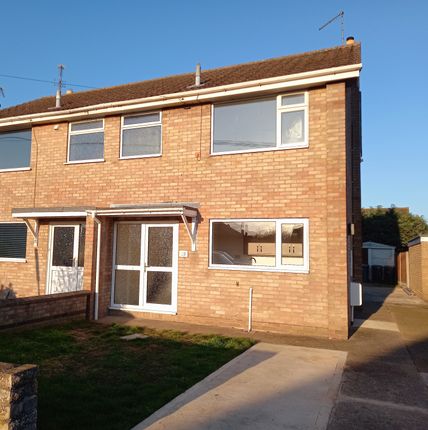 Thumbnail Semi-detached house to rent in Mark Avenue, Sleaford