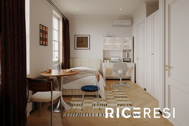 Studio flat on Studio 2, 65 Hartield Crescent, London, £2,100/mo