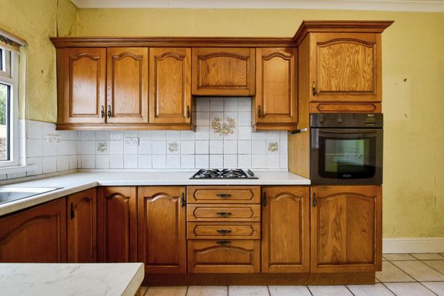 5, Gower View, Carmarthenshire photo 3