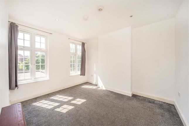 12, Colston Road, London photo 4