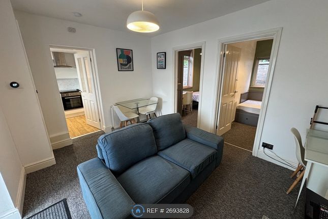 Windsor Close, Exeter photo 3