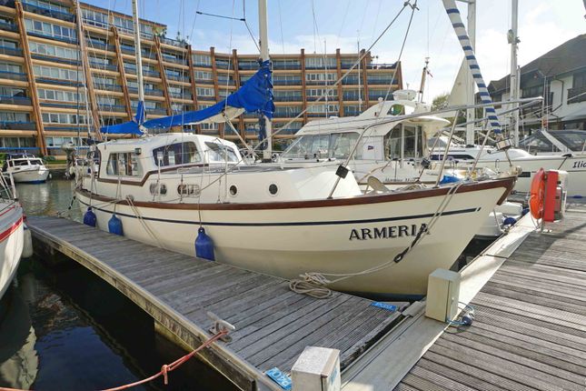 Studio parking on P39, Mooring, Port Solent, Portsmouth, £395/mo