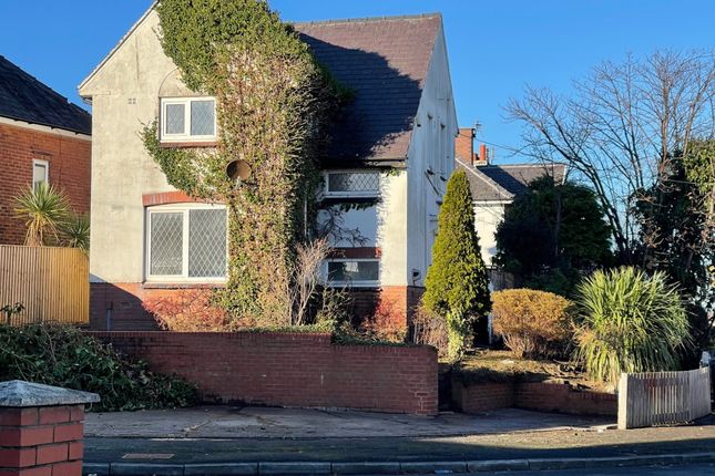 Thumbnail Detached house for sale in Ascot Road, Layton