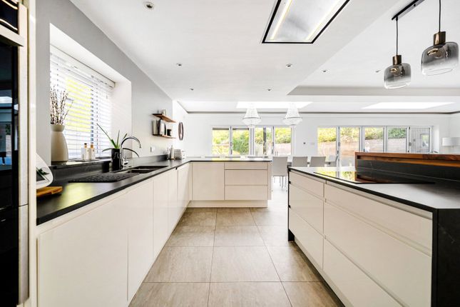 7, Burford Lea, Elstead photo 5