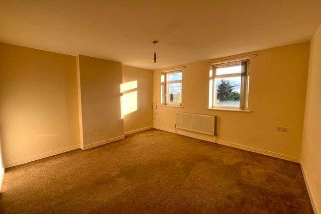 2 King George Apartments, Stainforth photo 3