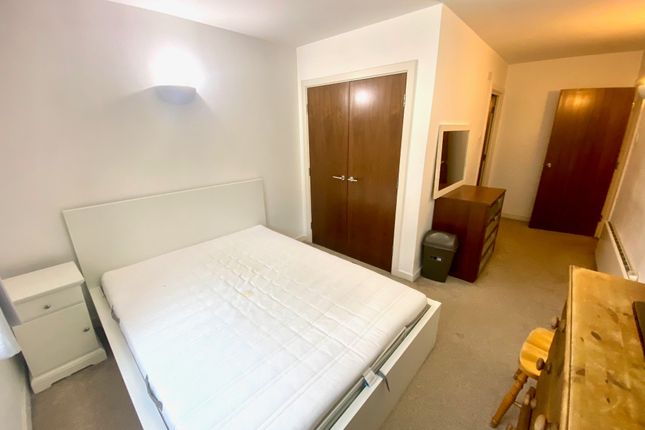 Flat 20, Leeds photo 4